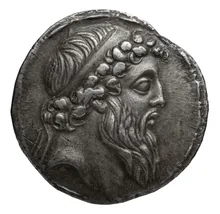 Деметрий II Никатор obv