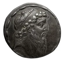 Деметрий II Никатор obv