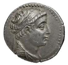 Деметрий II Никатор obv