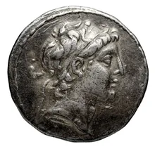 Деметрий II Никатор obv