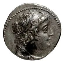 Деметрий II Никатор obv