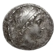 Деметрий II Никатор obv