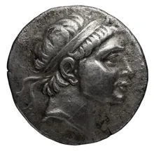 Антиох III Великий obv