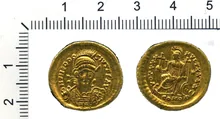RIC X Theodosius II (East) 257