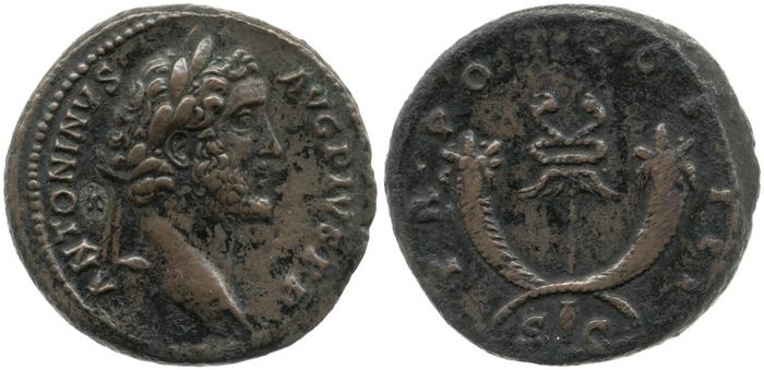 реверс RIC III Antoninus Pius 705A