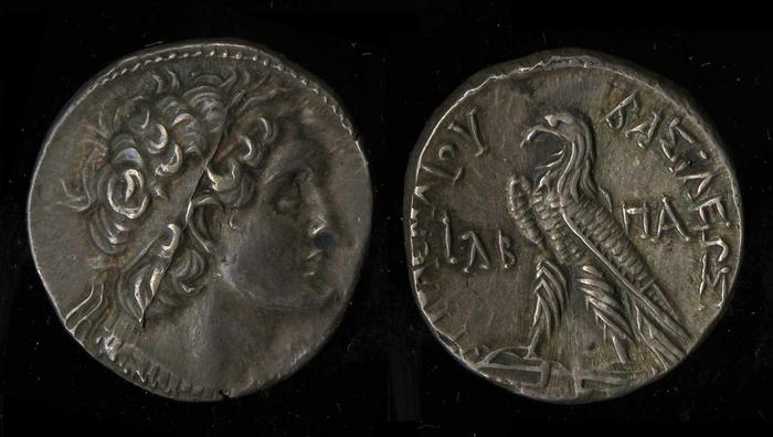 реверс Svoronos (1904-1908) no. 1446