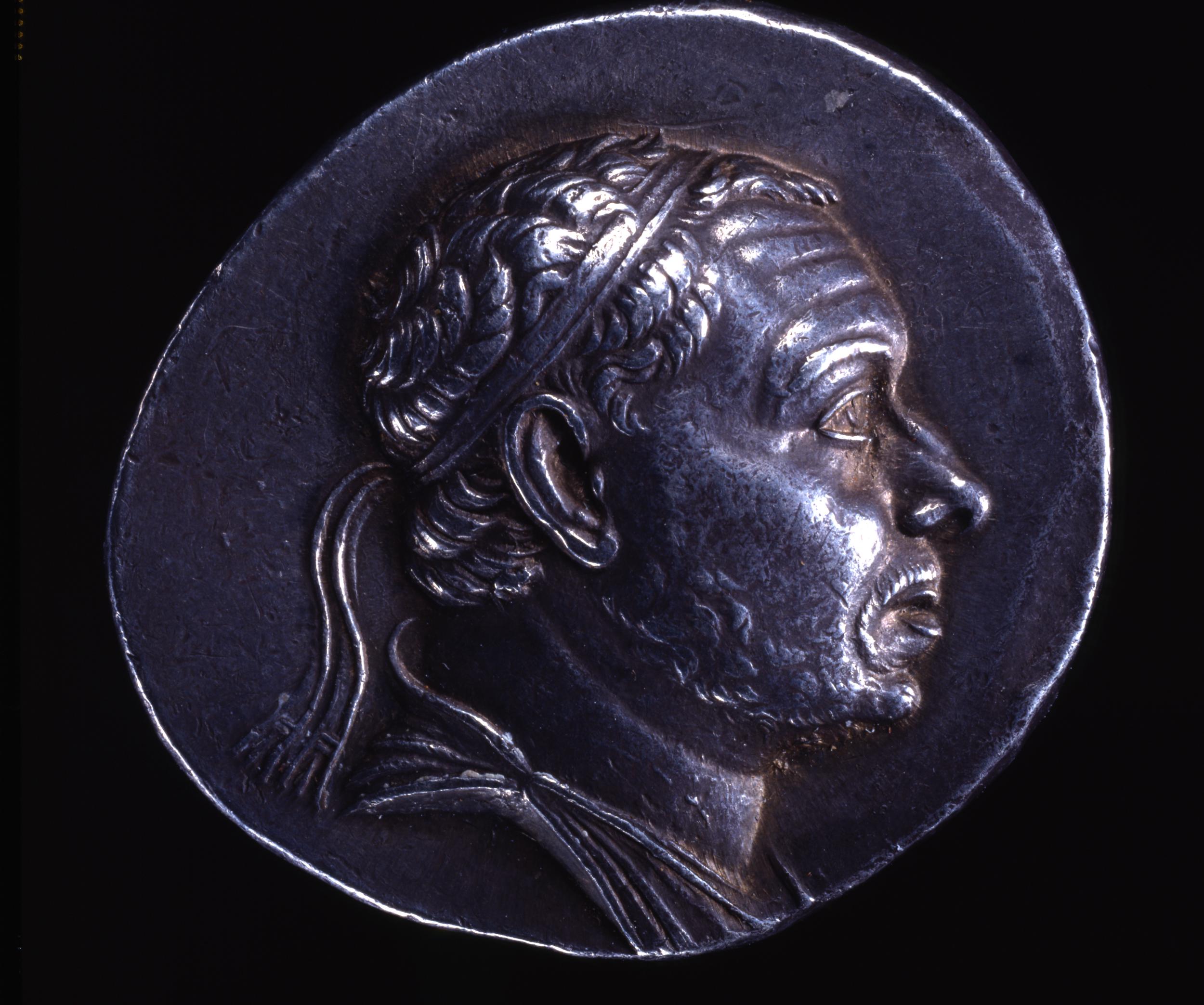 Митридат III obv