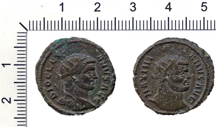 реверс RIC V Diocletian 338