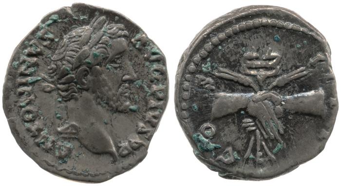 RIC III Antoninus Pius 136, реверс, bm