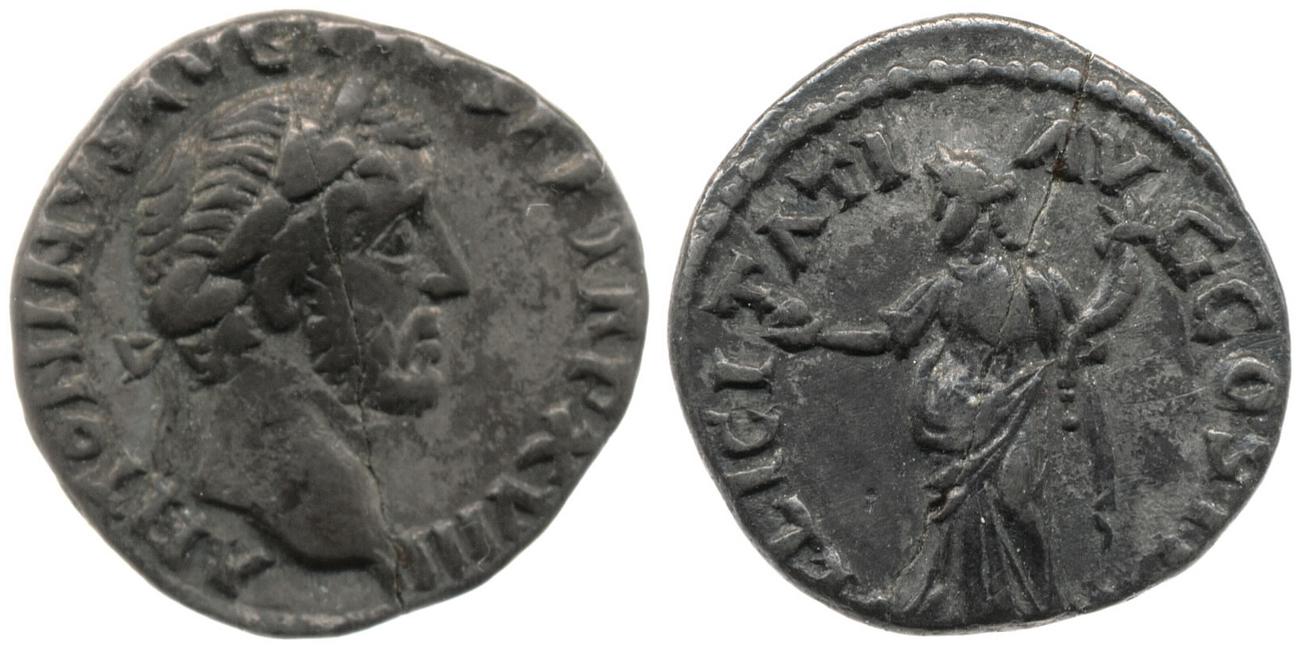 аверс RIC III Antoninus Pius 242