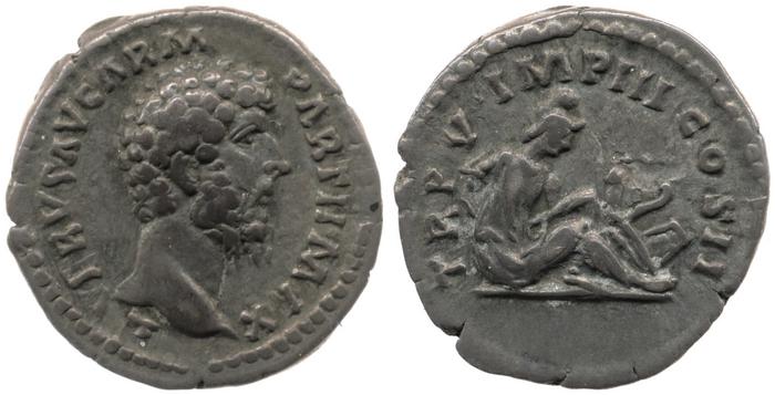 реверс RIC III Marcus Aurelius 542