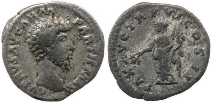 реверс RIC III Marcus Aurelius 557