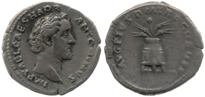 реверс RIC III Antoninus Pius 40