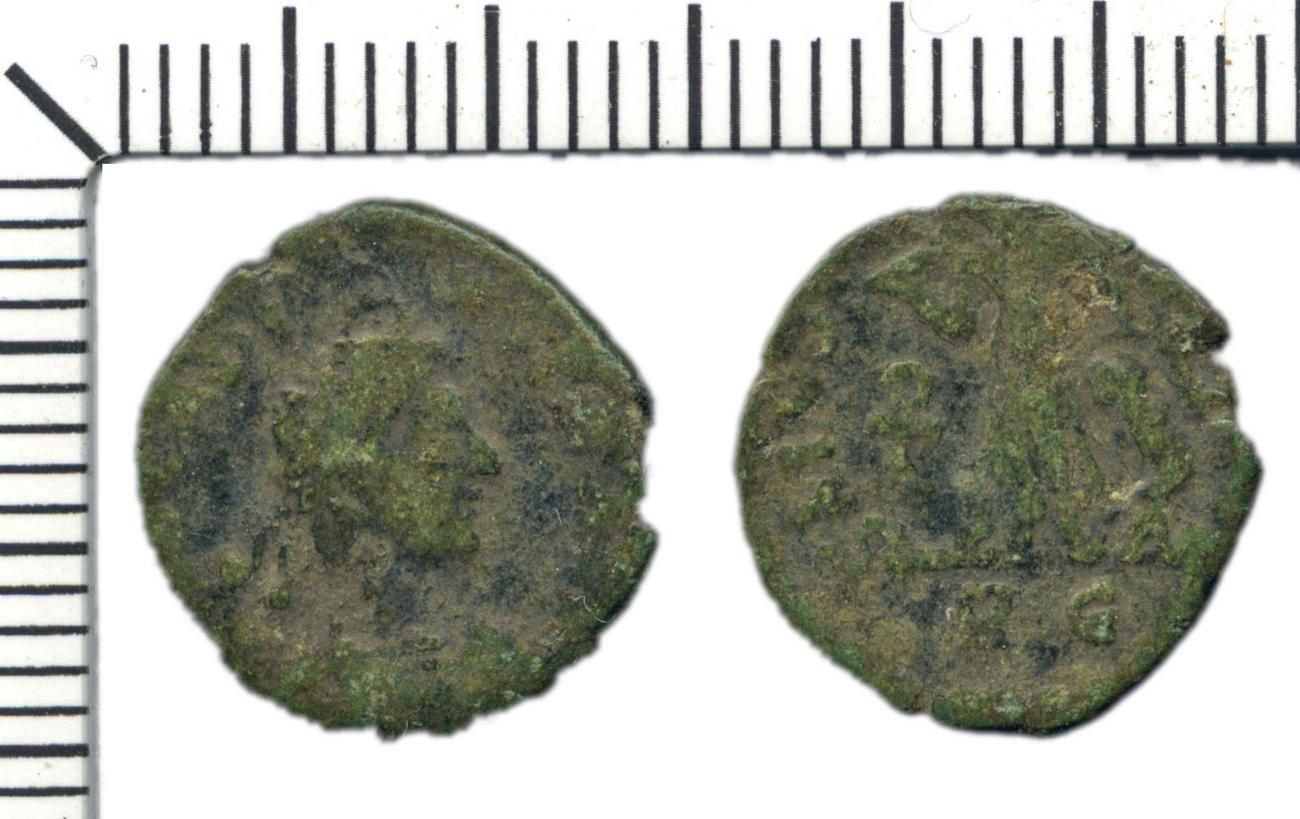 аверс RIC IX Rome 64C