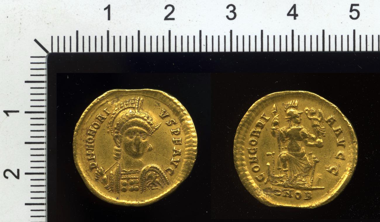 RIC X Arcadius 8, аверс, bm