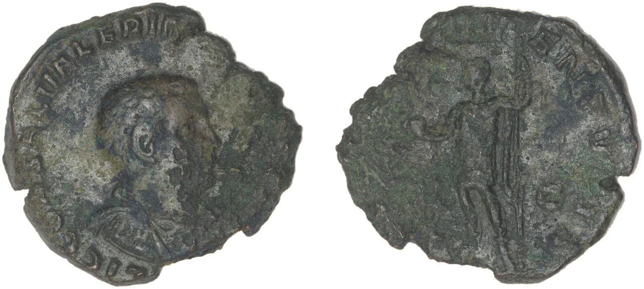 аверс RIC V Saloninus 32