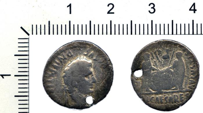 RIC I (second edition) Augustus 210, реверс, bm