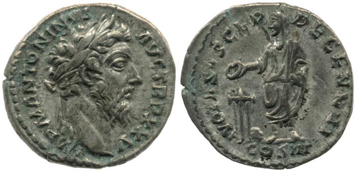 реверс RIC III Marcus Aurelius 251
