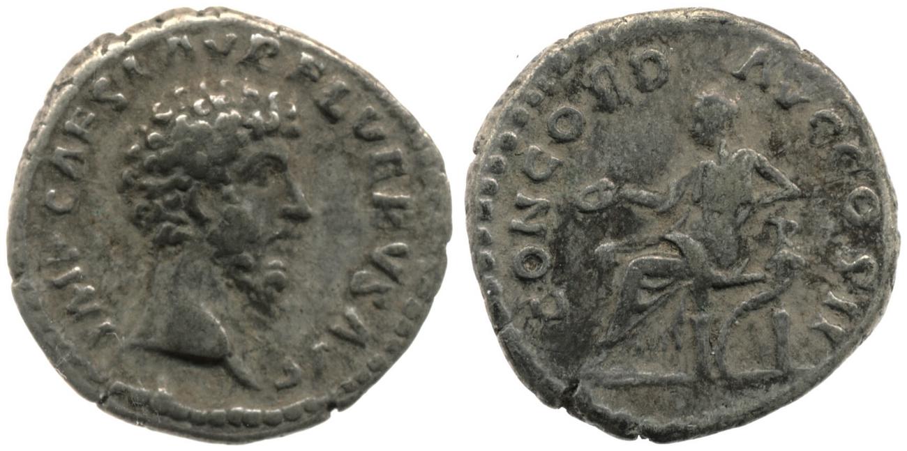 аверс RIC III Marcus Aurelius 444