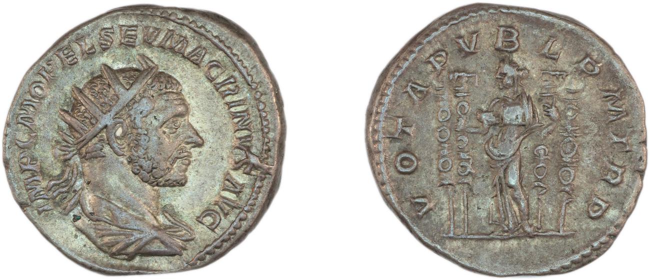 аверс RIC IV Macrinus 9