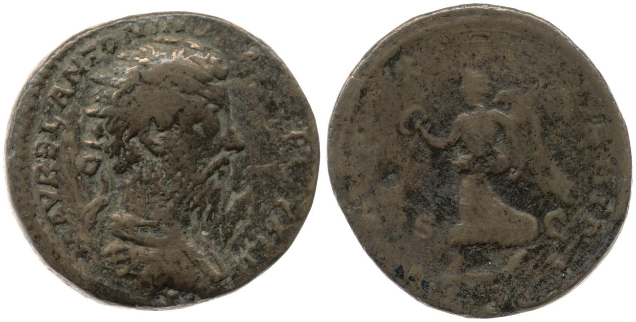 аверс RIC III Marcus Aurelius 1242
