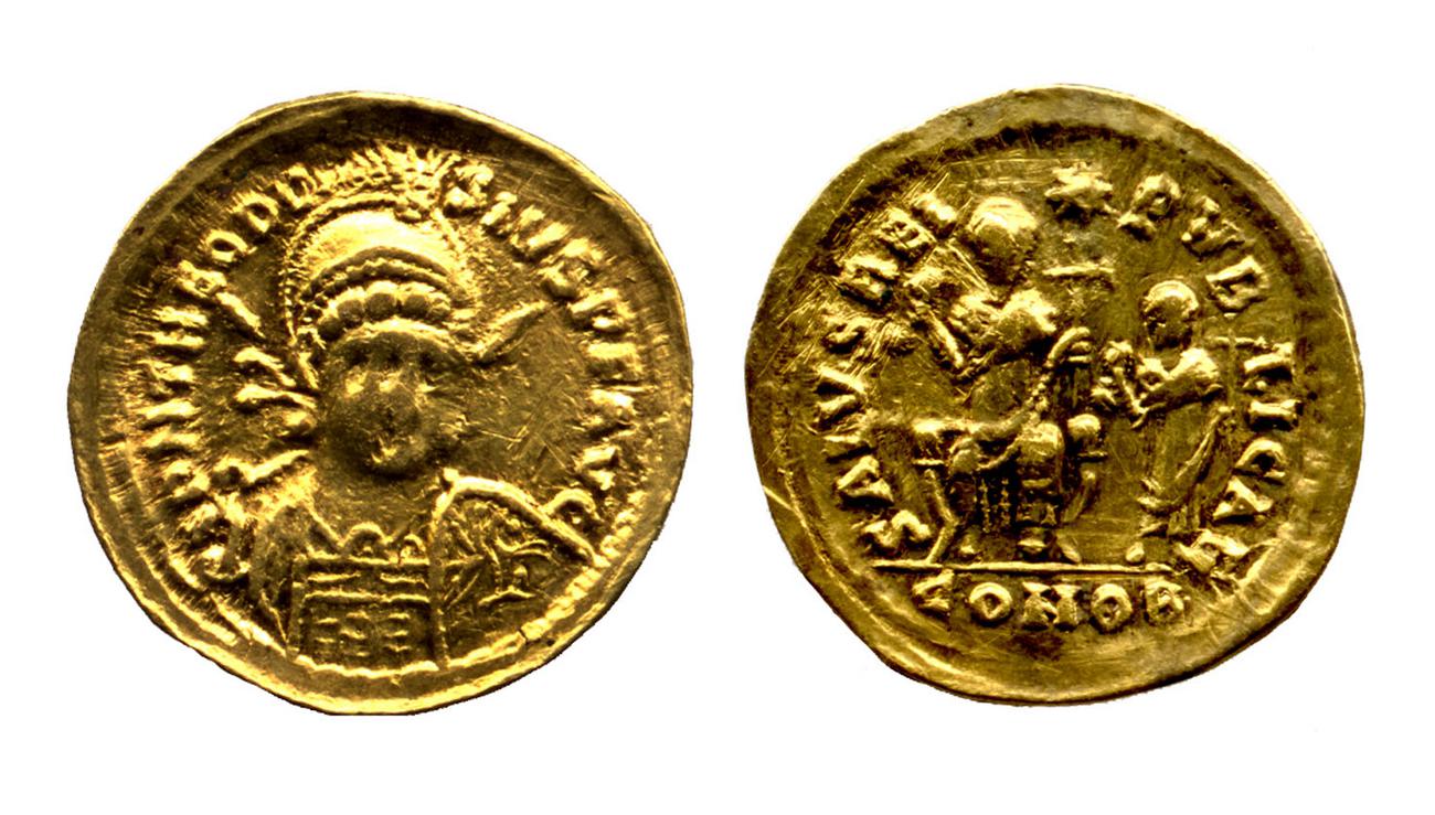 RIC X Theodosius II (East) 234, аверс, bm