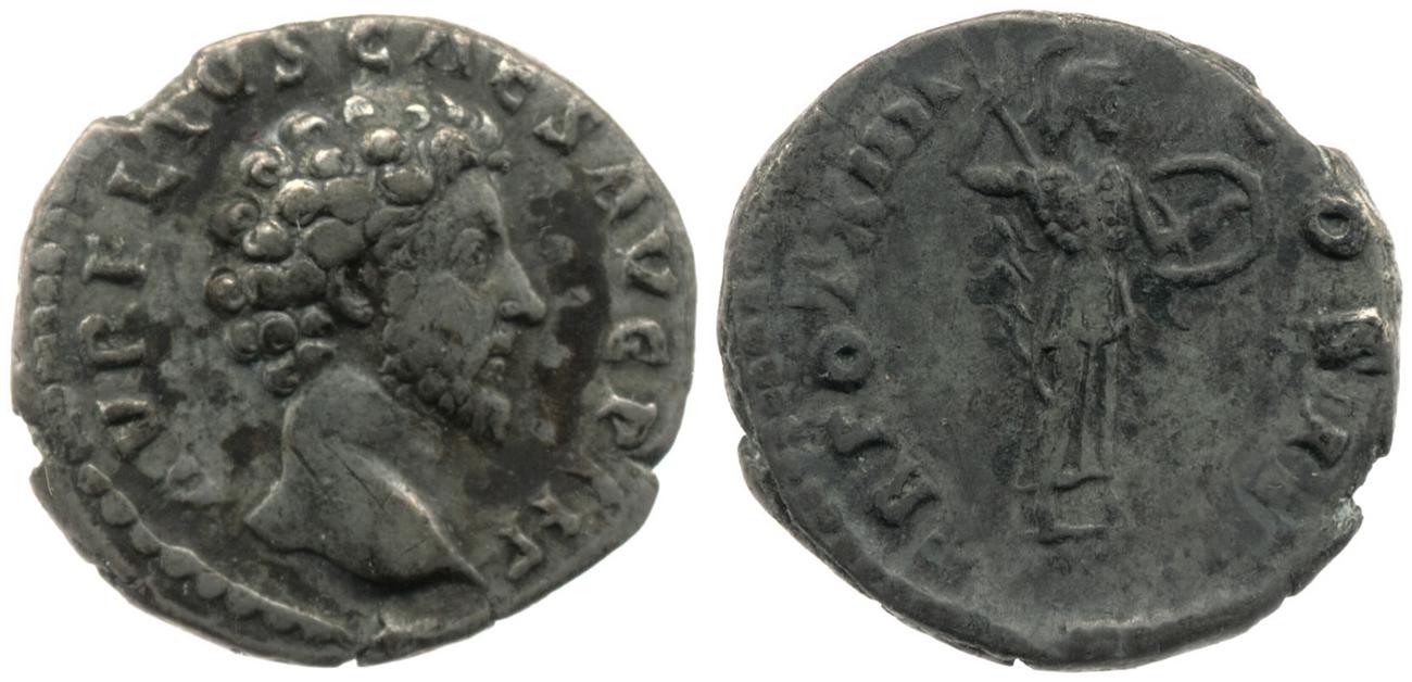 аверс RIC III Antoninus Pius 483