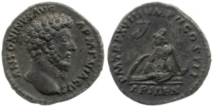 реверс RIC III Marcus Aurelius 80