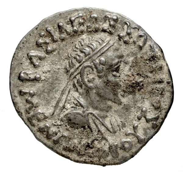 Bactrian and Indo-Greek Coinage Menander I 13.19, аверс, bnf-bigr