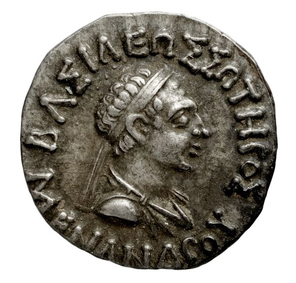 Bactrian and Indo-Greek Coinage Menander I 13.19, аверс, bnf-bigr