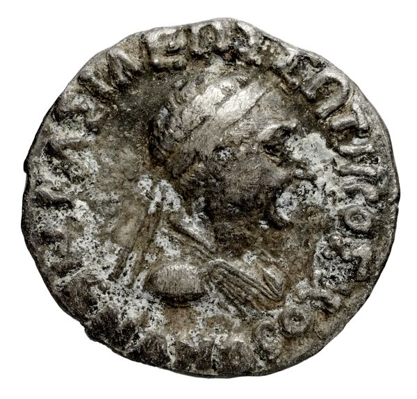 Bactrian and Indo-Greek Coinage Menander I 13.19, аверс, bnf-bigr