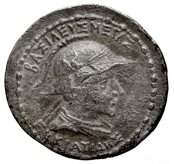 Bactrian and Indo-Greek Coinage Heliocles and Laodice 2.1, реверс, bnf-bigr