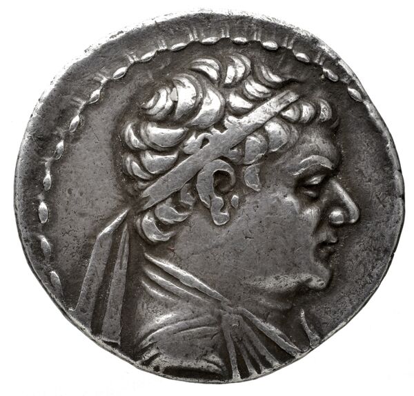 Bactrian and Indo-Greek Coinage Heliocles I 1.2, аверс, bnf-bigr
