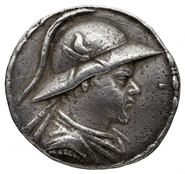 Bactrian and Indo-Greek Coinage Eucratides I 6.30, аверс, bnf-bigr