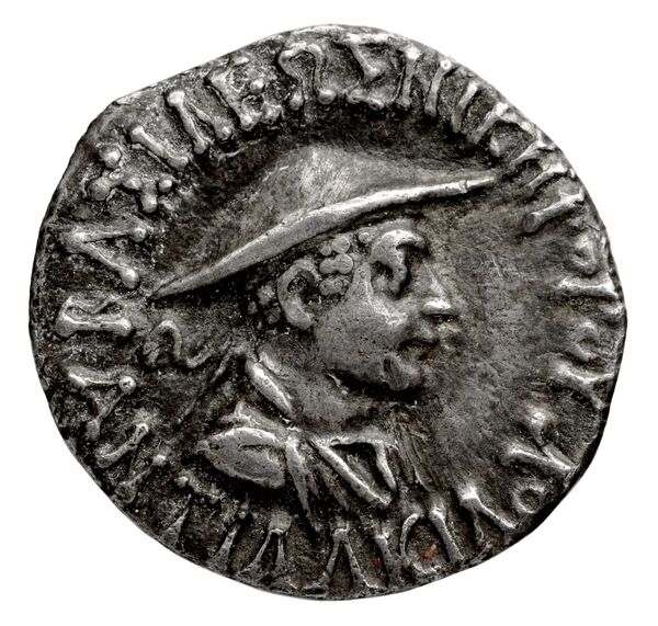 Bactrian and Indo-Greek Coinage Antialcidas 18.4, аверс, bnf-bigr
