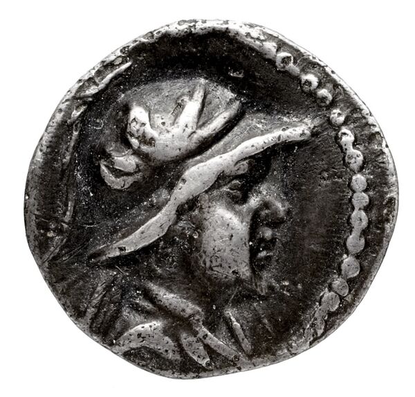 Bactrian and Indo-Greek Coinage Eucratides I 9.2, аверс, bnf-bigr