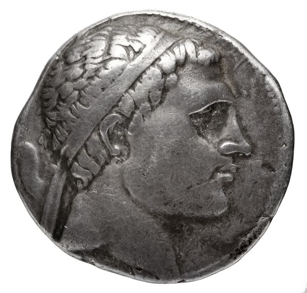 Bactrian and Indo-Greek Coinage Diodotus I or Diodotus II 2.2, аверс, bnf-bigr