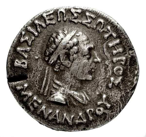 Bactrian and Indo-Greek Coinage Menander I 10.1, аверс, bnf-bigr