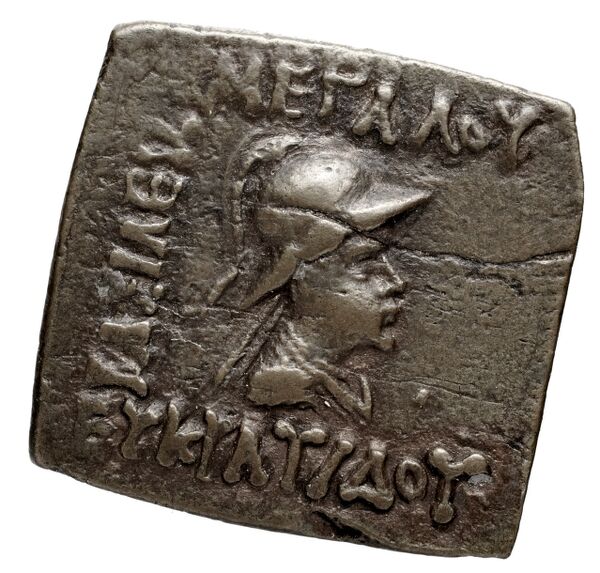 Bactrian and Indo-Greek Coinage Eucratides I 22.7, аверс, bnf-bigr