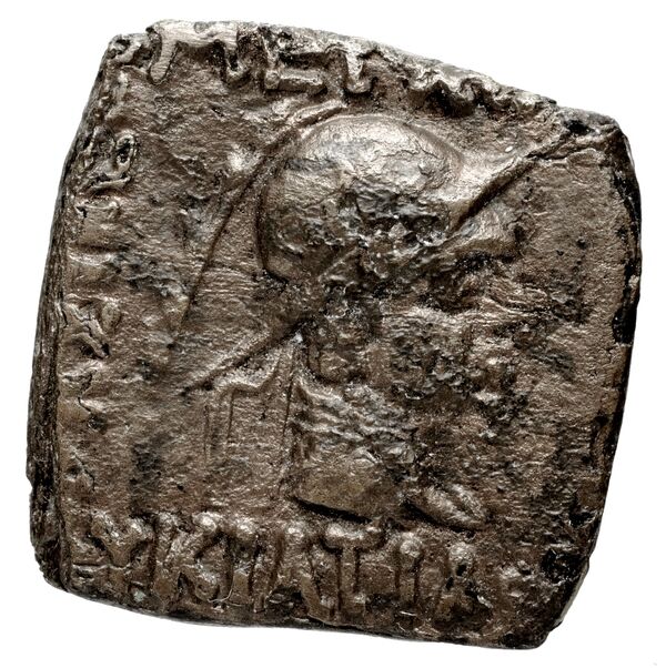 Bactrian and Indo-Greek Coinage Eucratides I 22.17, аверс, bnf-bigr