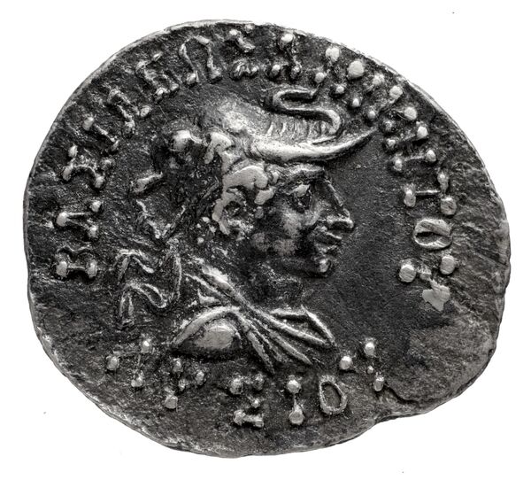 Bactrian and Indo-Greek Coinage Lysias 8.1, аверс, bnf-bigr