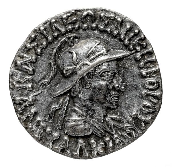 Bactrian and Indo-Greek Coinage Antialcidas 15.1, аверс, bnf-bigr