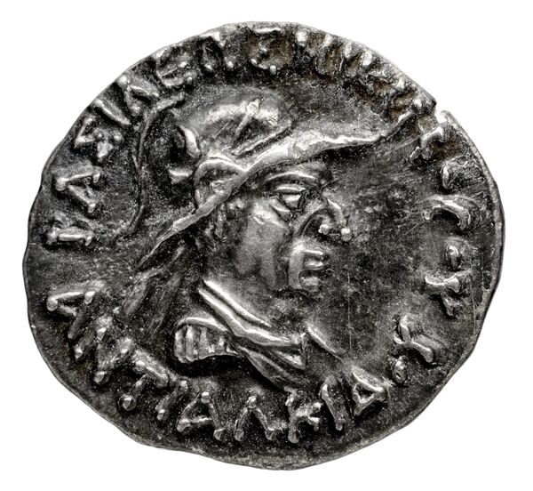 Bactrian and Indo-Greek Coinage Antialcidas 15.1, аверс, bnf-bigr