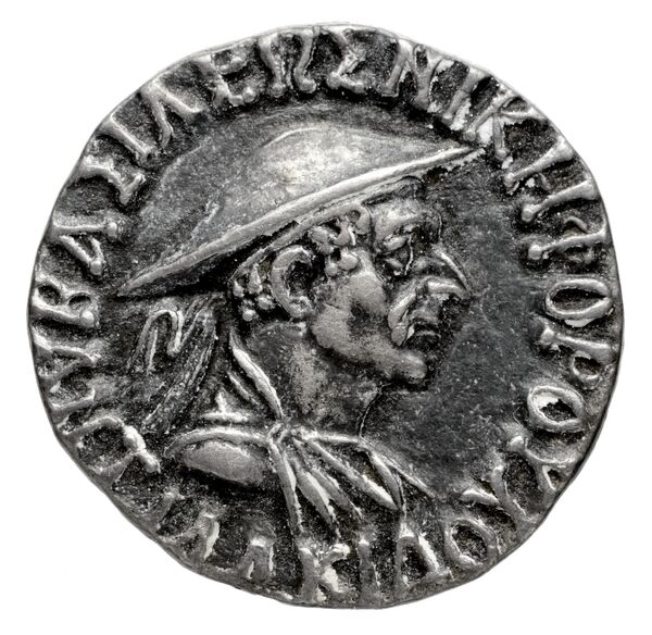 Bactrian and Indo-Greek Coinage Antialcidas 18.3, аверс, bnf-bigr