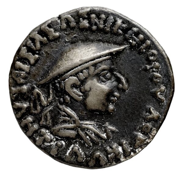 Bactrian and Indo-Greek Coinage Antialcidas 18.5, аверс, bnf-bigr
