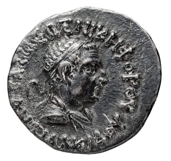 Bactrian and Indo-Greek Coinage Antialcidas 12.2, аверс, bnf-bigr