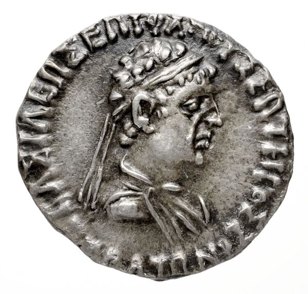 Bactrian and Indo-Greek Coinage Strato I 31.3, аверс, bnf-bigr