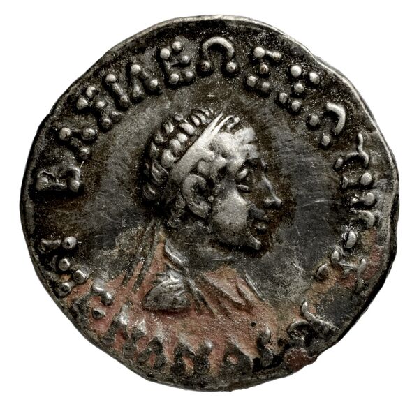 Bactrian and Indo-Greek Coinage Menander I 13.3, аверс, bnf-bigr