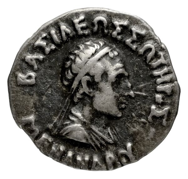 Bactrian and Indo-Greek Coinage Menander I 13.3, аверс, bnf-bigr