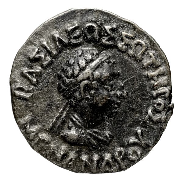 Bactrian and Indo-Greek Coinage Menander I 13.11, аверс, bnf-bigr
